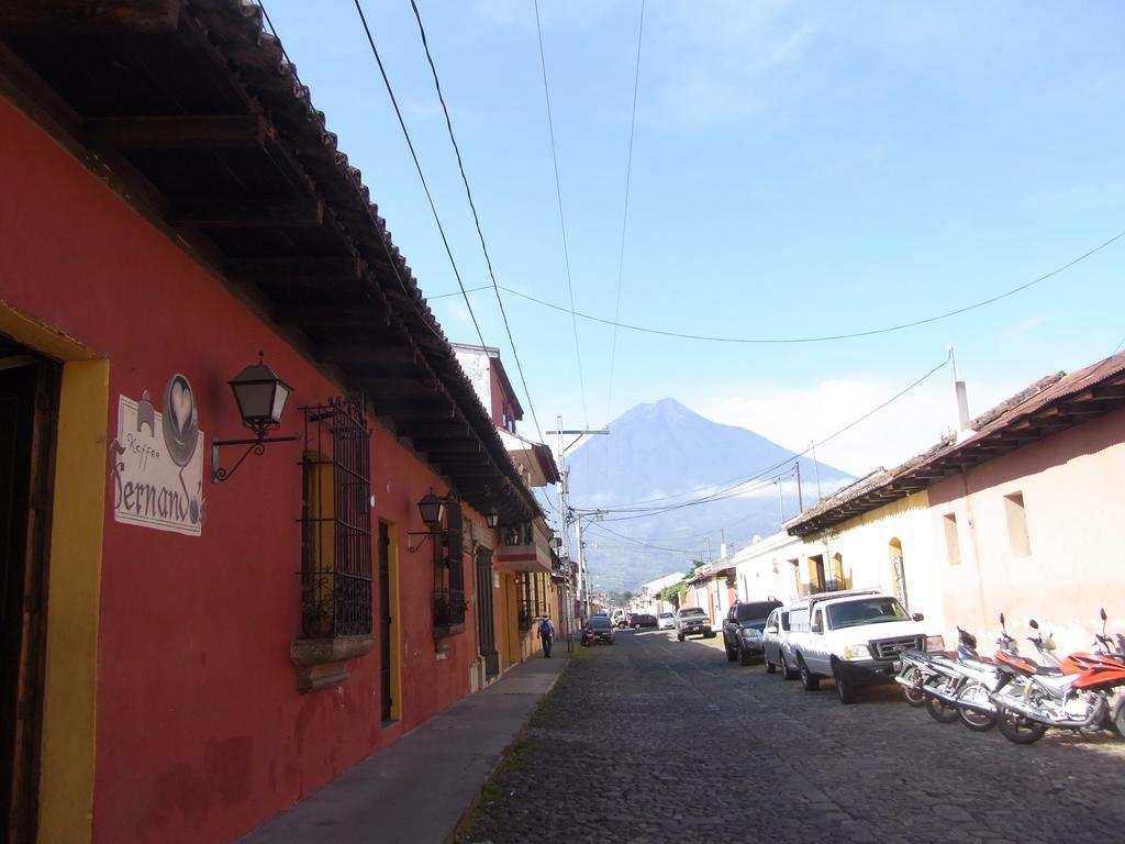 Posada Dona Luisa Antigua Exterior foto